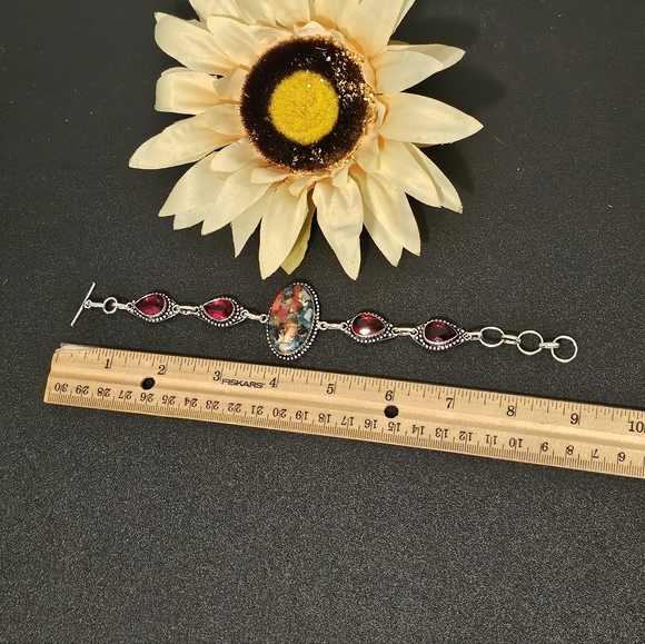 Spiny Oyster Turquoise / Garnet Bracelet - Picture 3 of 4